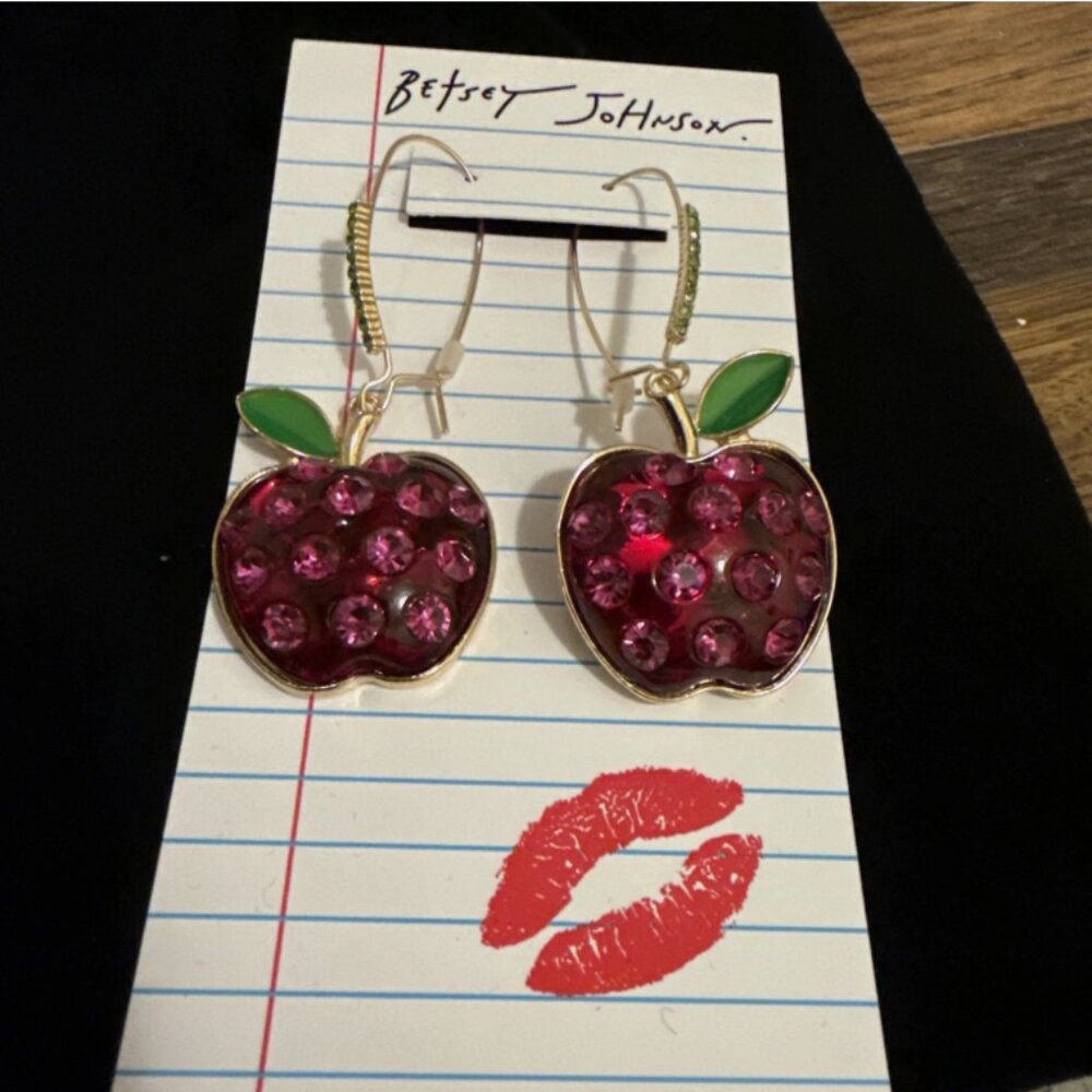 BETSEY JOHNSON Crystal Gold tone Drop Earrings NWT